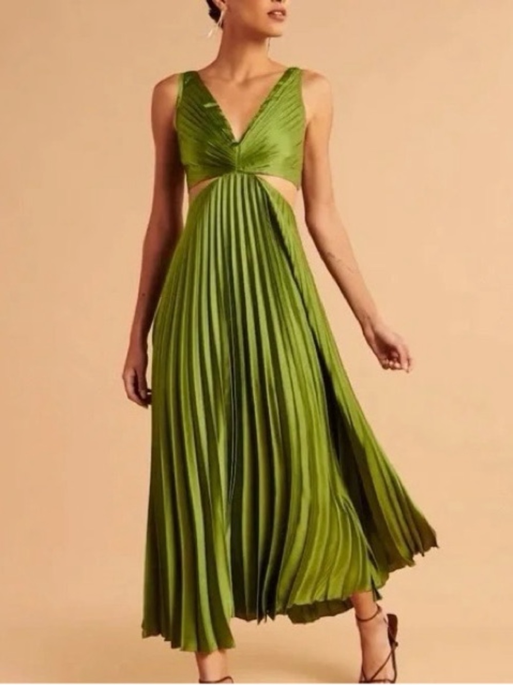 Abercrombie & Fitch Olive Green Pleated dress / size medium petite
